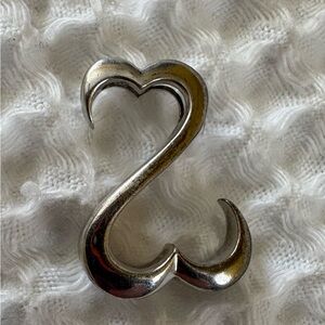 KAY Jewelers Jane Seymour Open Heart pendant